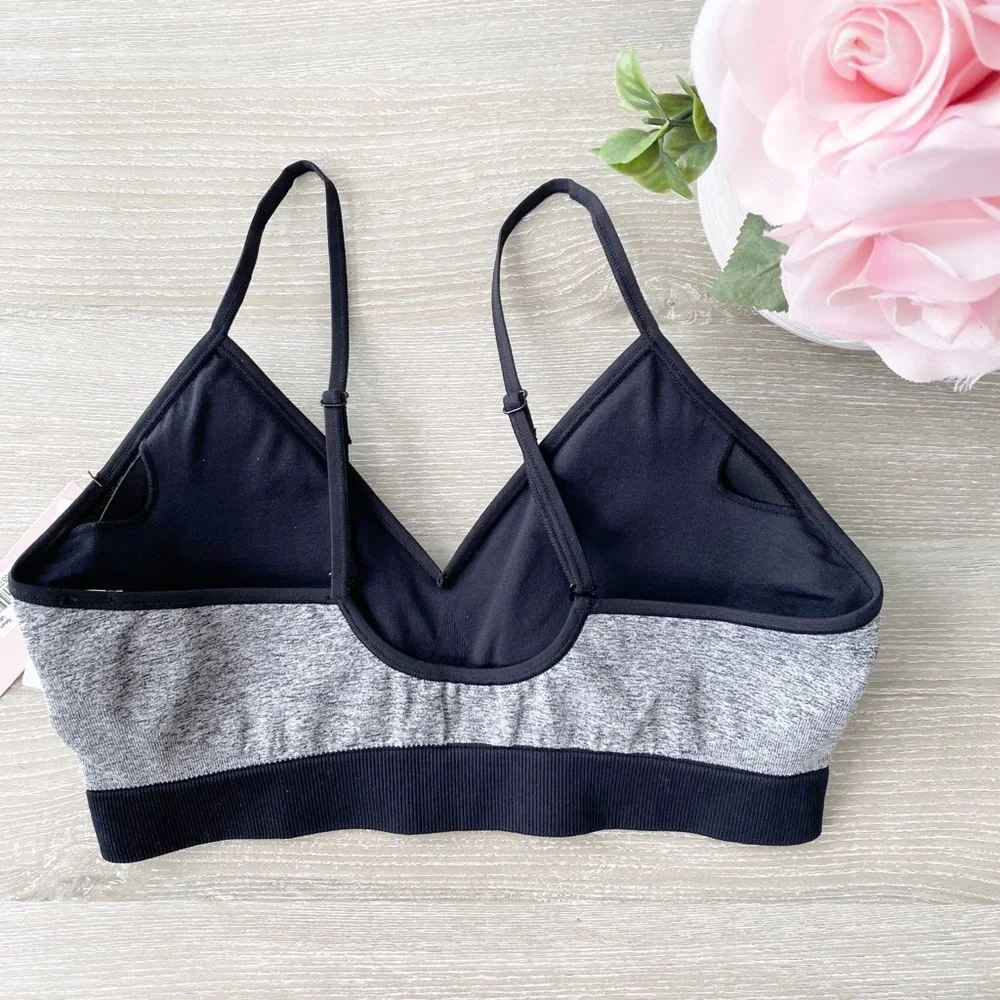 Calvin Klein bralette ✨ - Picture 2 of 3